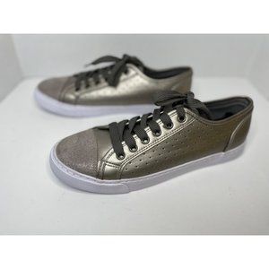 NWOT Seven7 'Super 7' Silver Sneakers Women’s 10